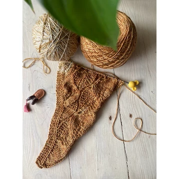 Ti kötitek - Széplaki Niki arany kendője, a kezdetek