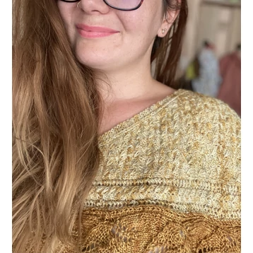 Ti kötitek - Elkészült Széplaki Niki arany kendője!